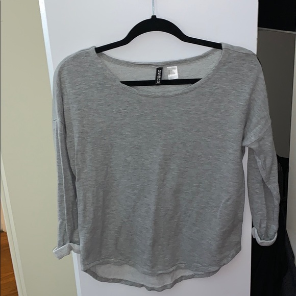 Grey sweater / shirt - Picture 1 of 1